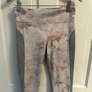 Athleta Girl Printed Chit Chat Capri Color: Tokyo Nights Size: XL/14